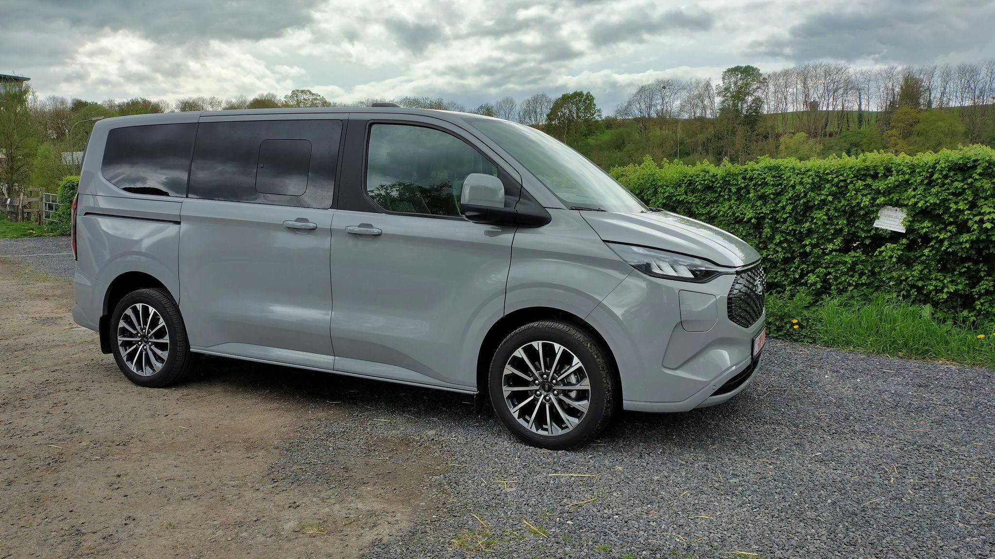 Ford e-Tourneo Custom
