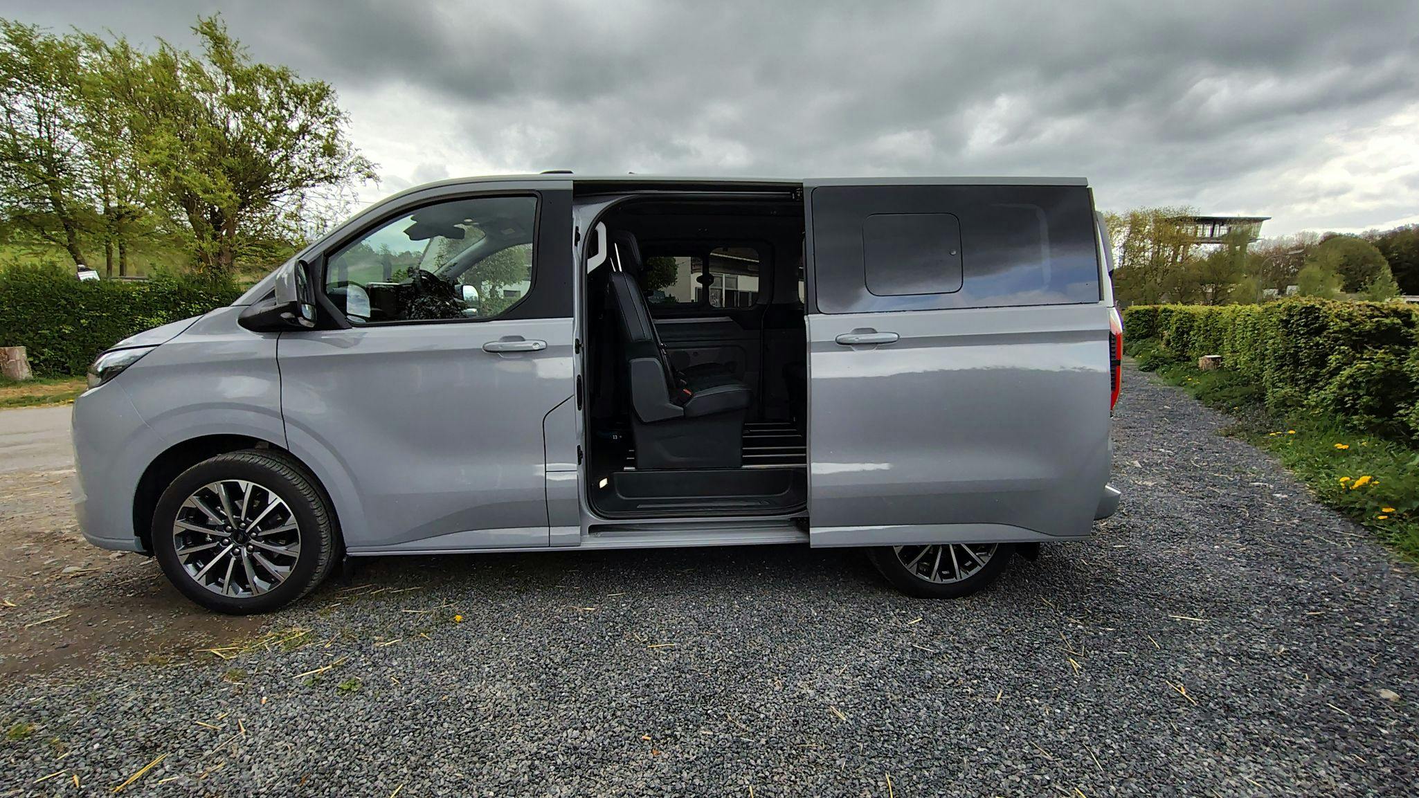 Ford e-Tourneo Custom