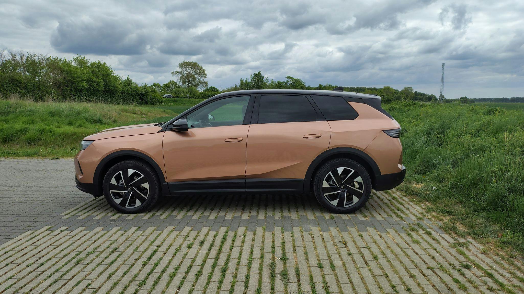 Opel Grandland MHEV