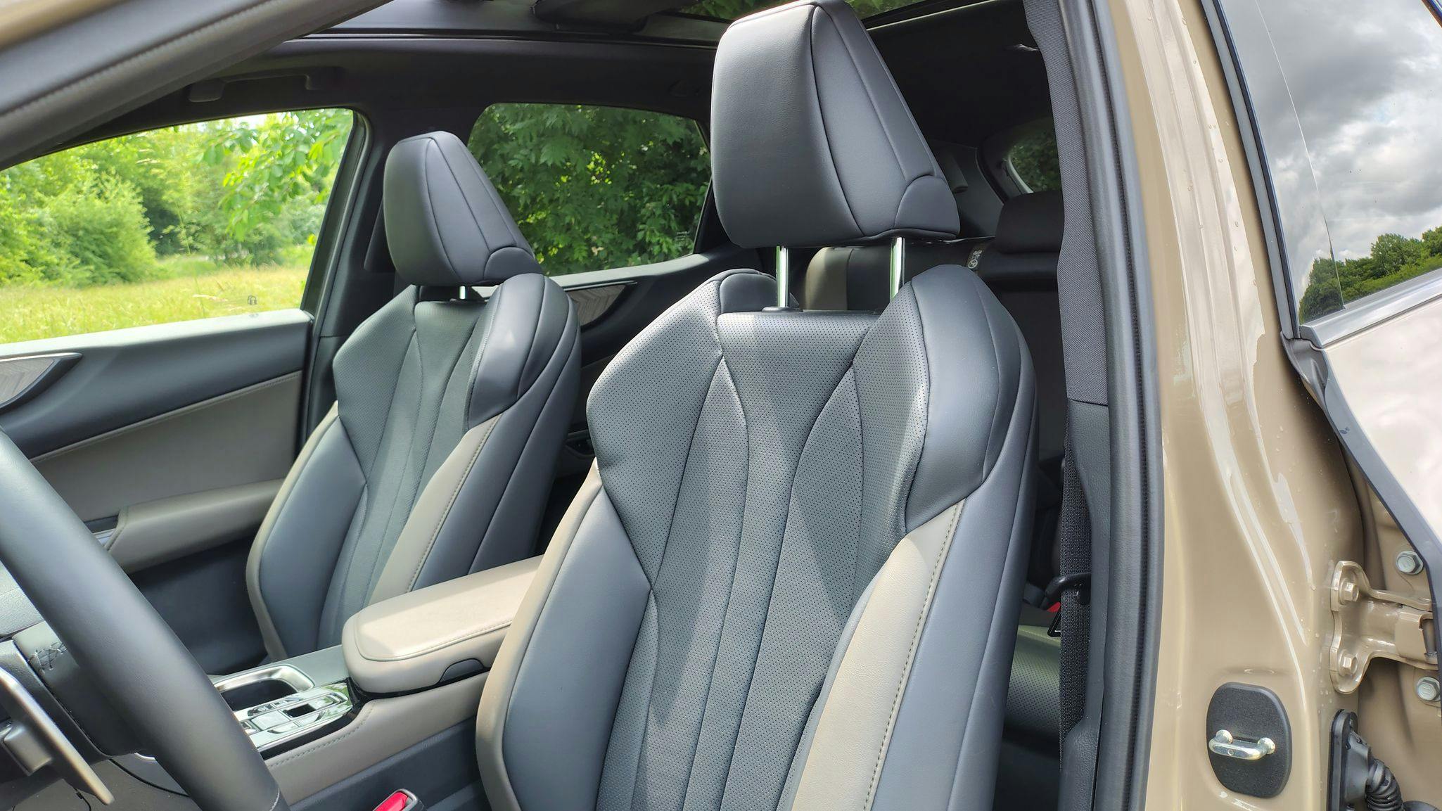 Lexus NX 450h+ Overtrail