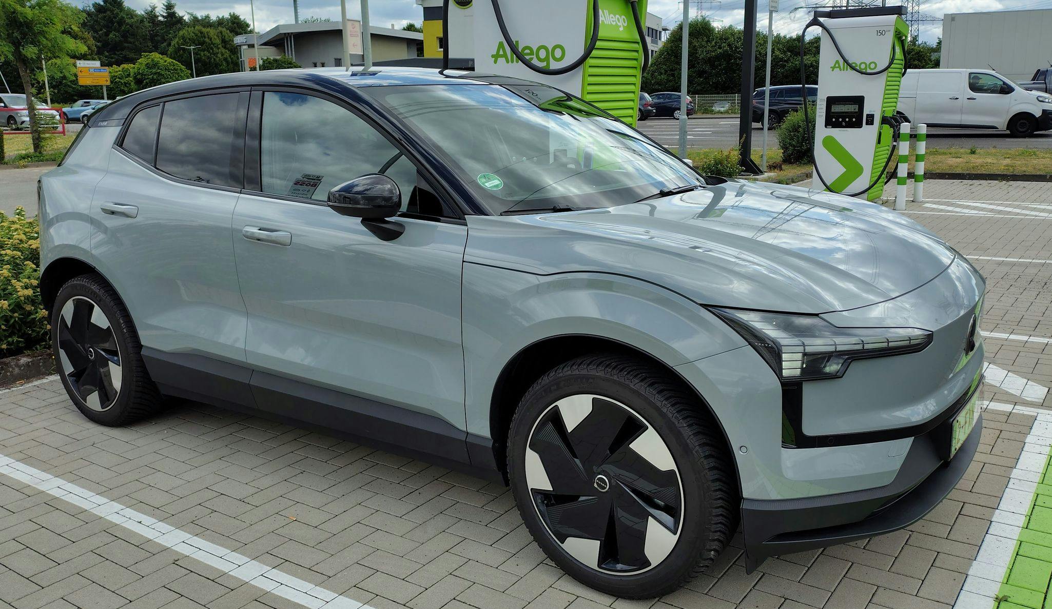Volvo EX30