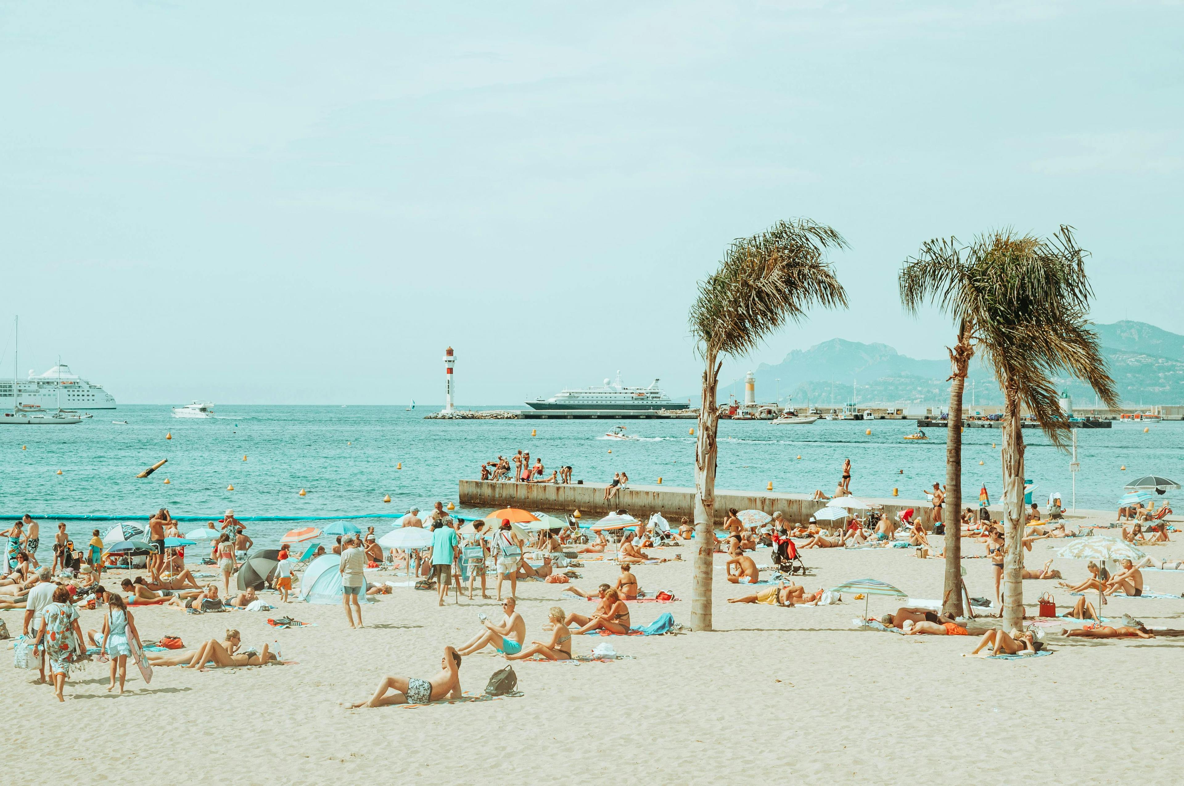 A beach and liner at Cannes
