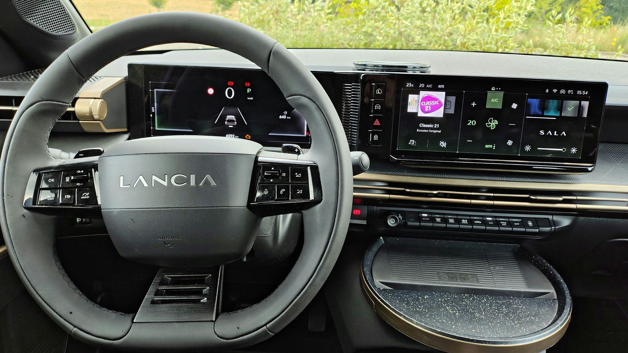 Lancia Ypsilon Ibrida