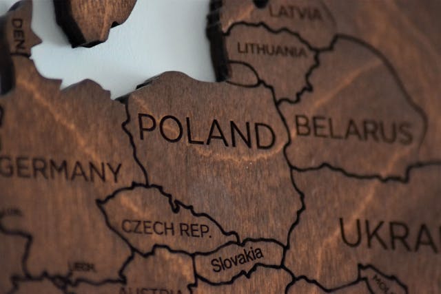 Map of Poland showing borders