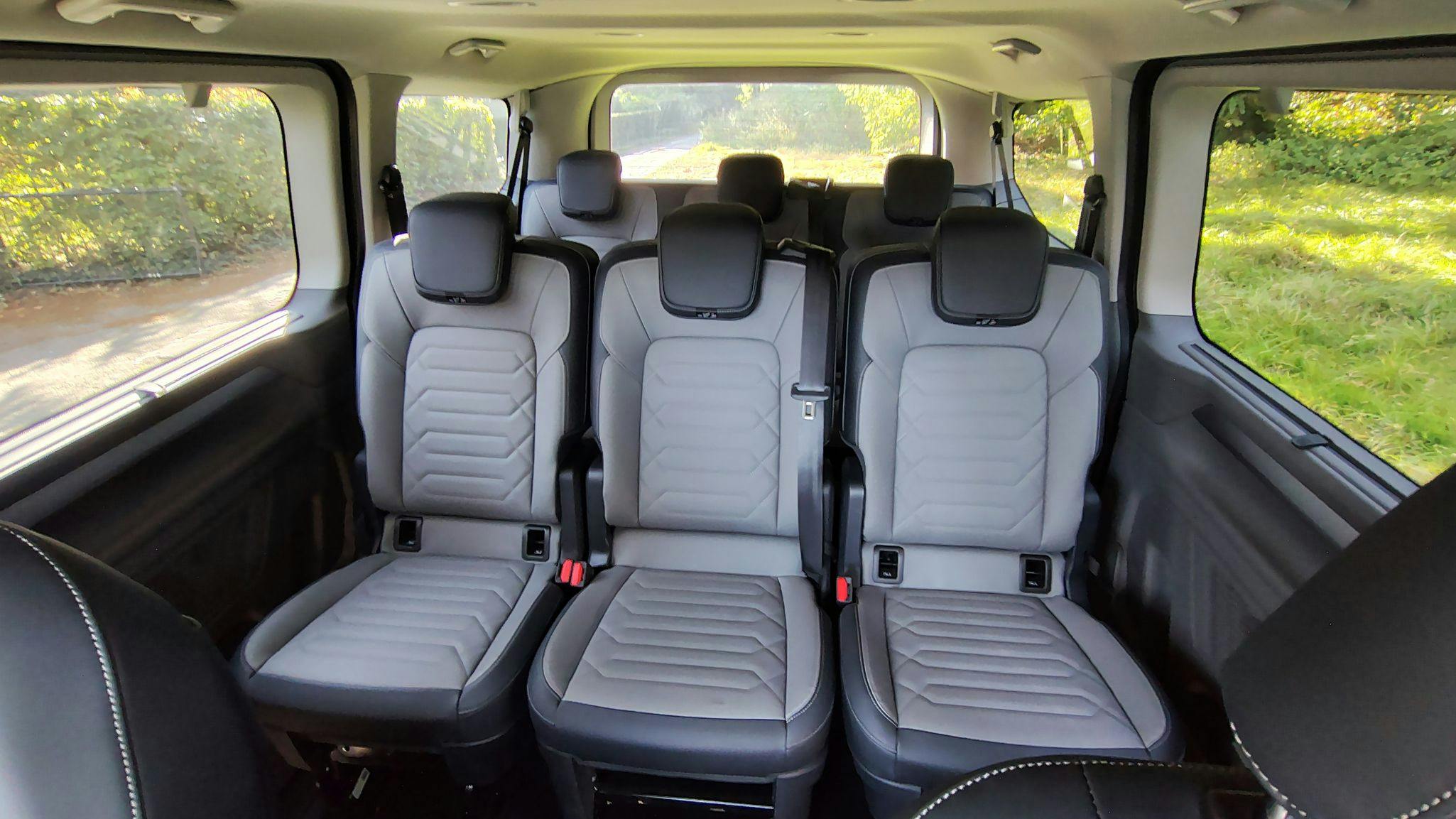 Volkswagen Caravelle Style
