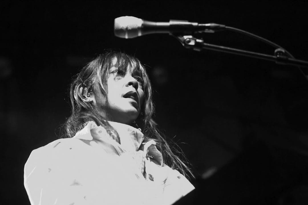 Kazu Makino - Blonde Redhead