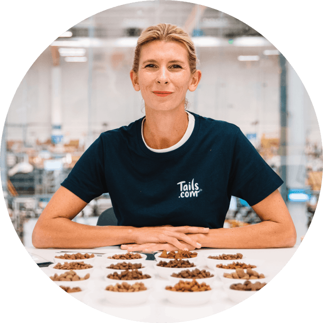 Tails.com vet with 16 blends of kibble