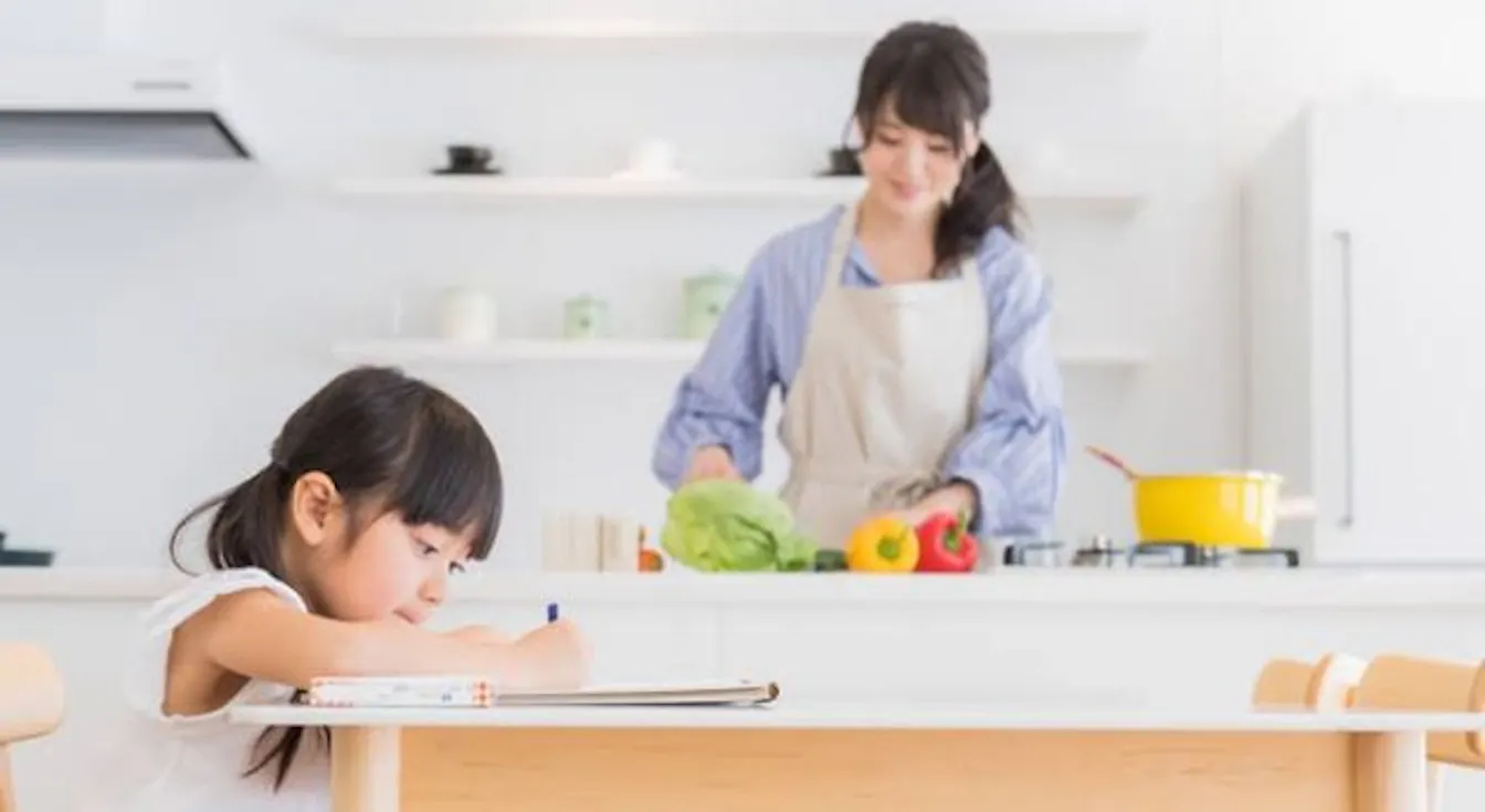 集中力が劇的に上がる！？「リビング学習」で学力アップを目指そう