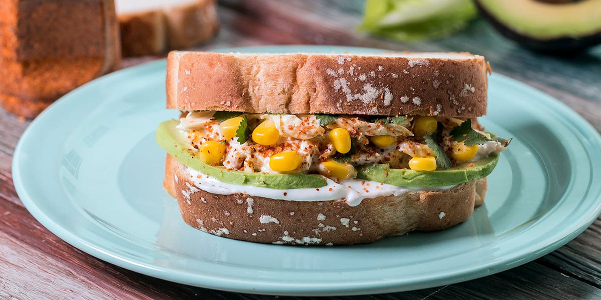 Kycklingsallad Smörgås med Avokado
