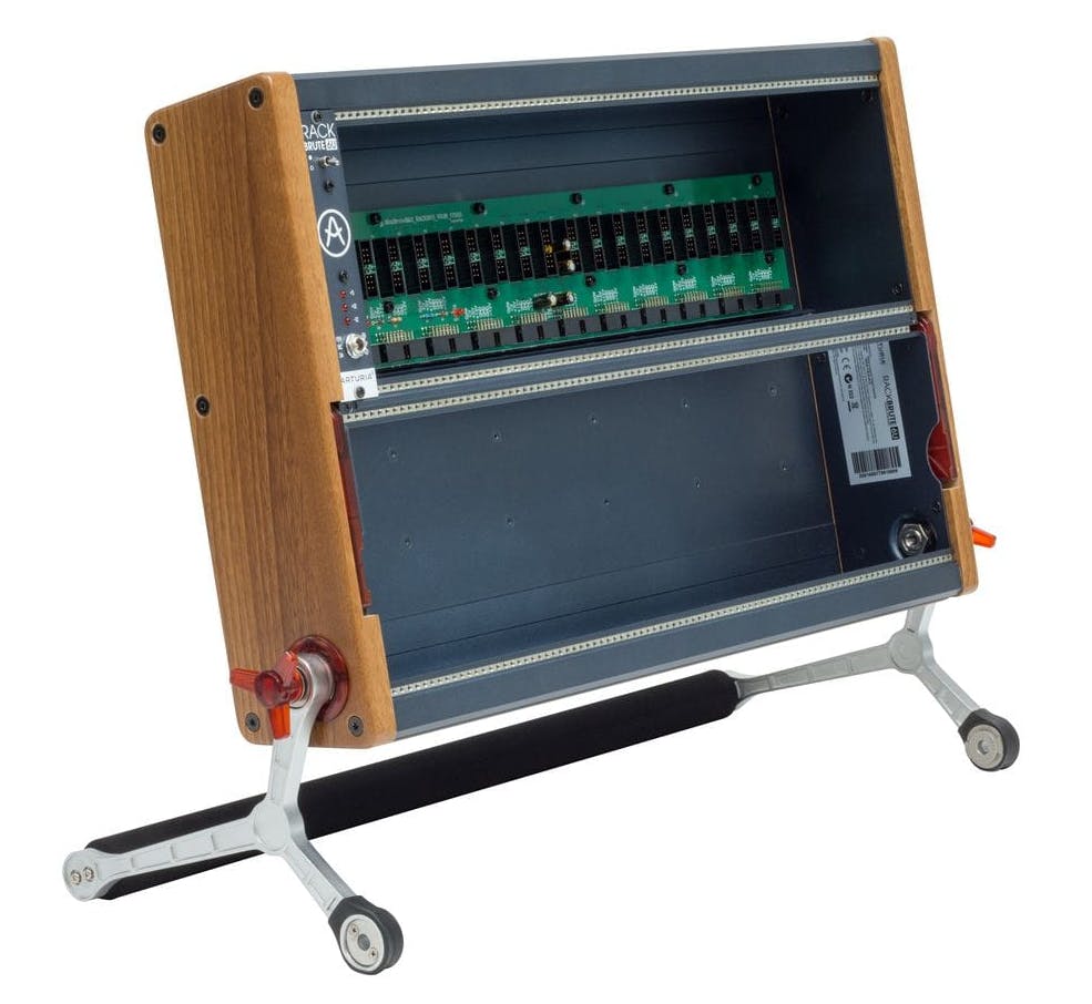 写真:RackBrute