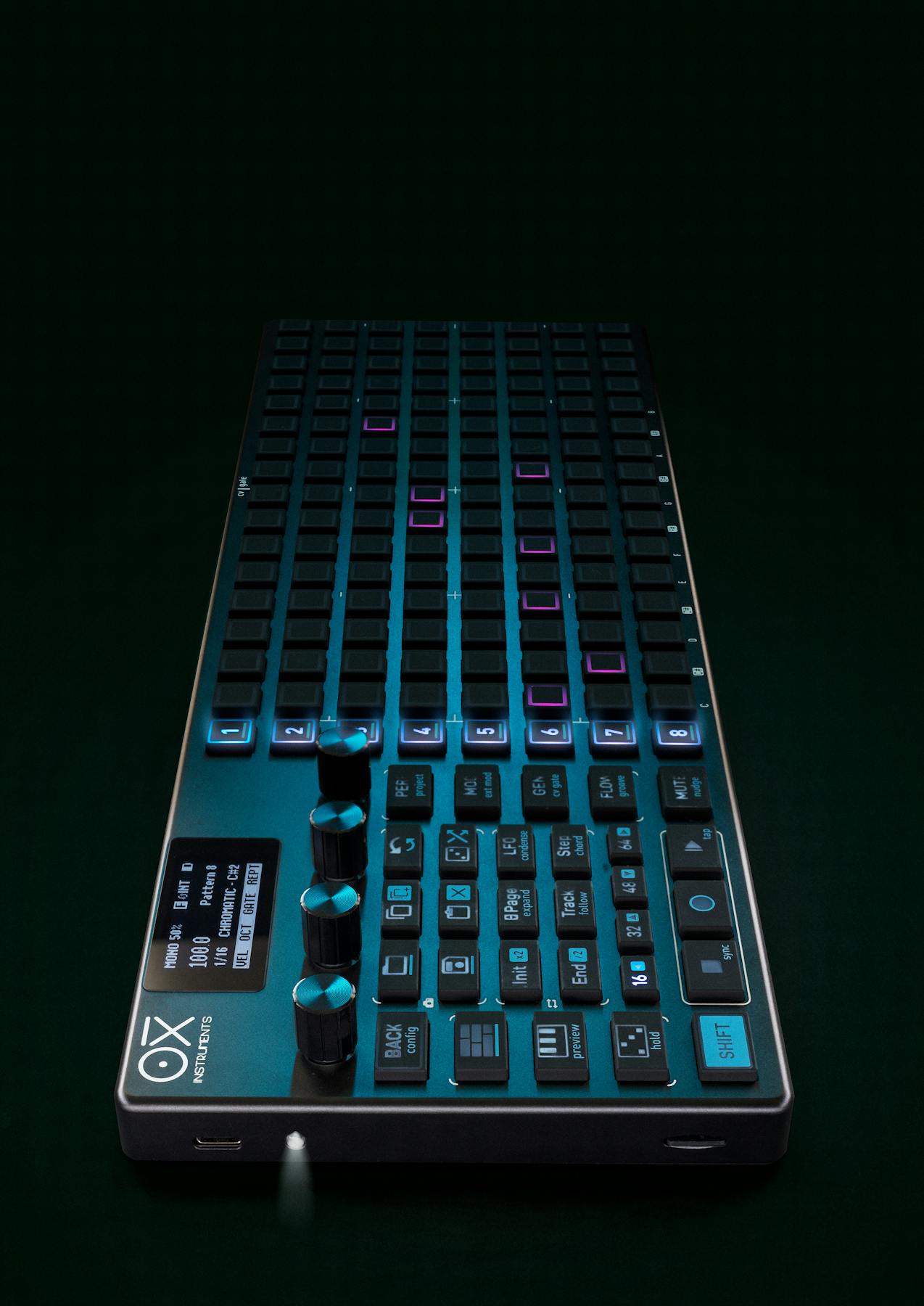 OXI ONEの写真