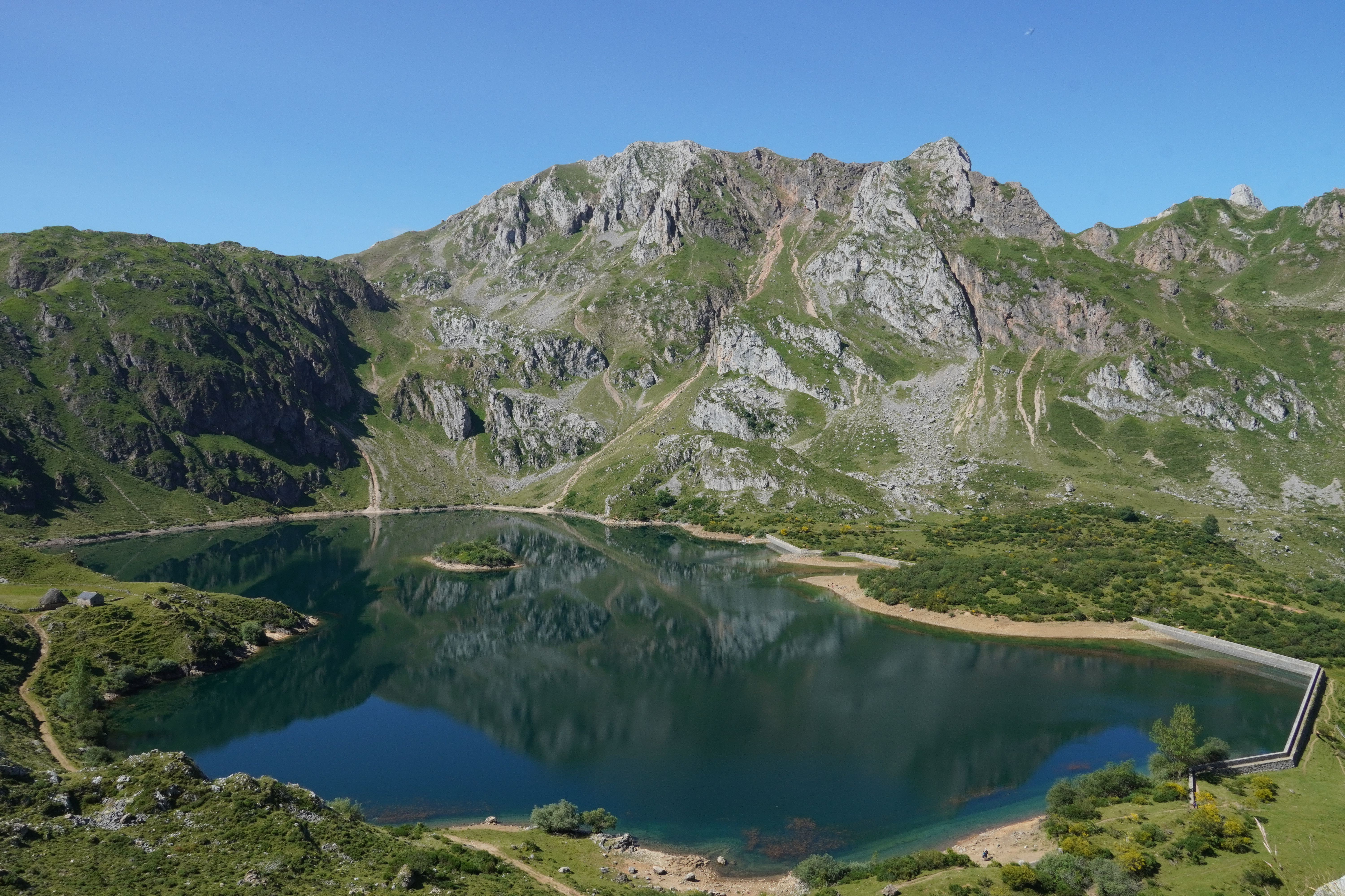 Lago del Valle, Somiedo