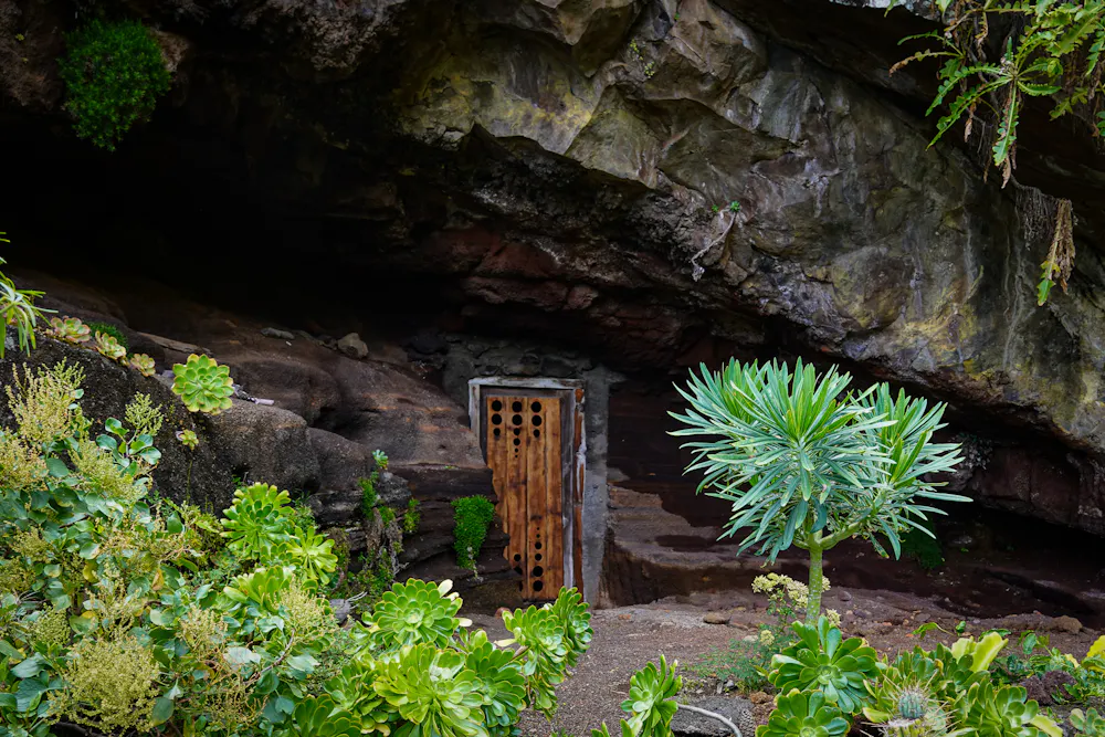 Cave buildings