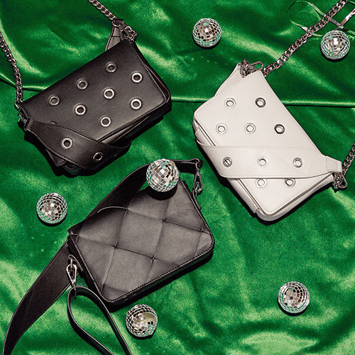 Pour la mordue de sacs