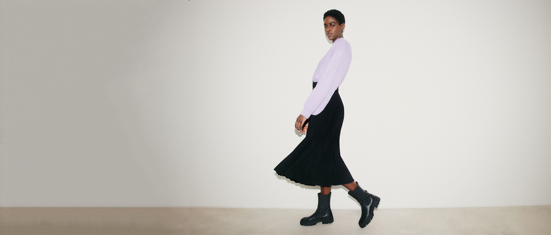 Tamaris Dames Chelsea Boot - Stijlvol & Comfortabel Tamaris Dames Chelsea Boot - Stijlvol & Comfortabel