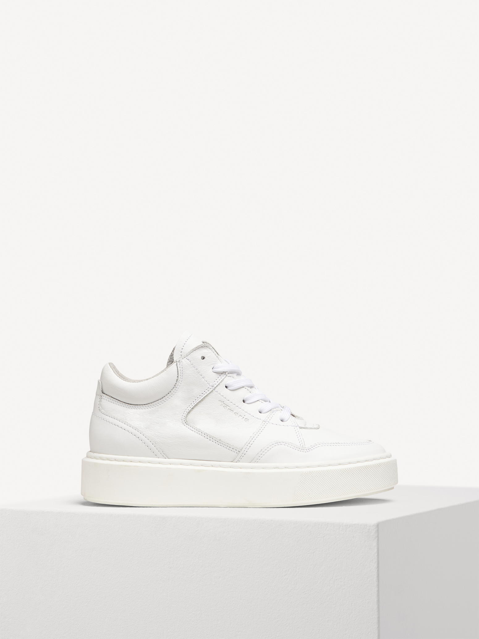 Tamaris online shop - damesschoenen - damestassen - juwelen