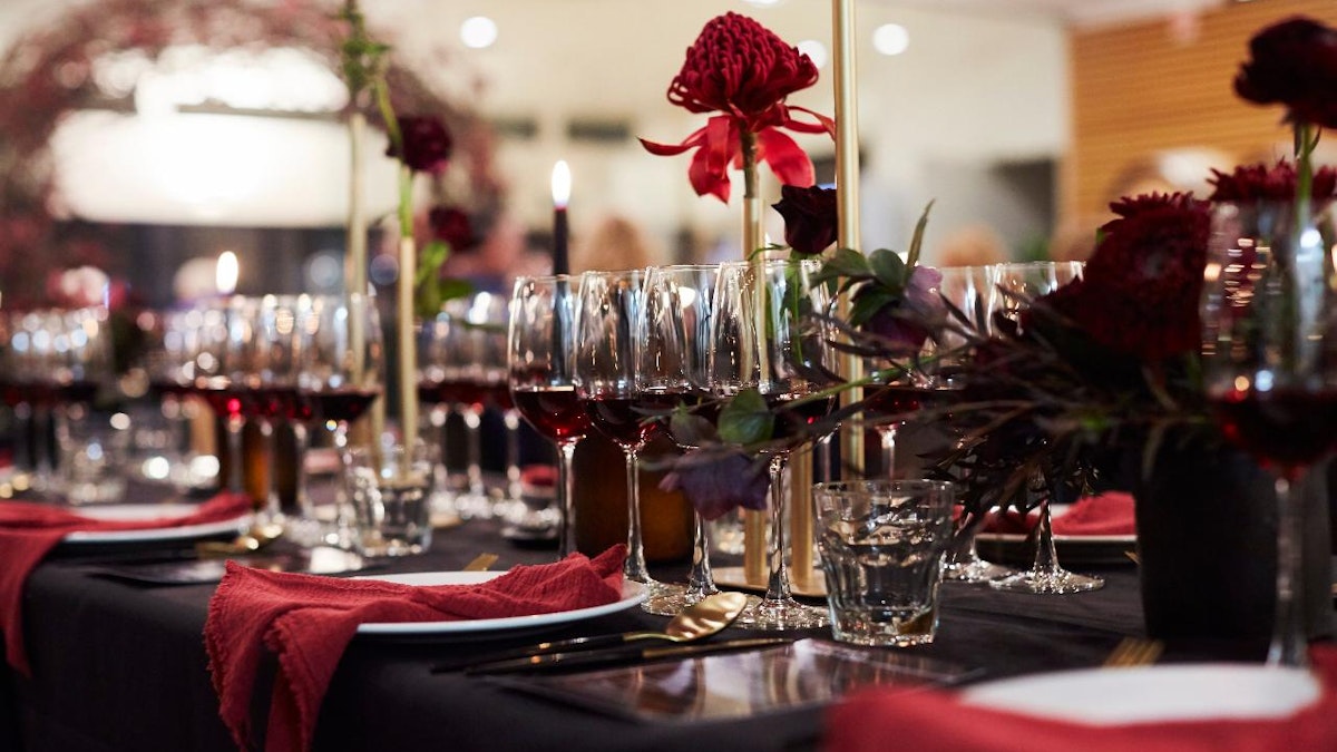 NOIR dinner table setting