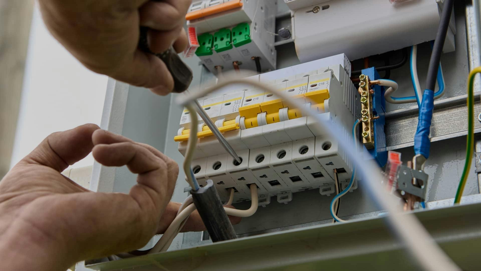 Électricien certifié à Corbeil-Essonnes