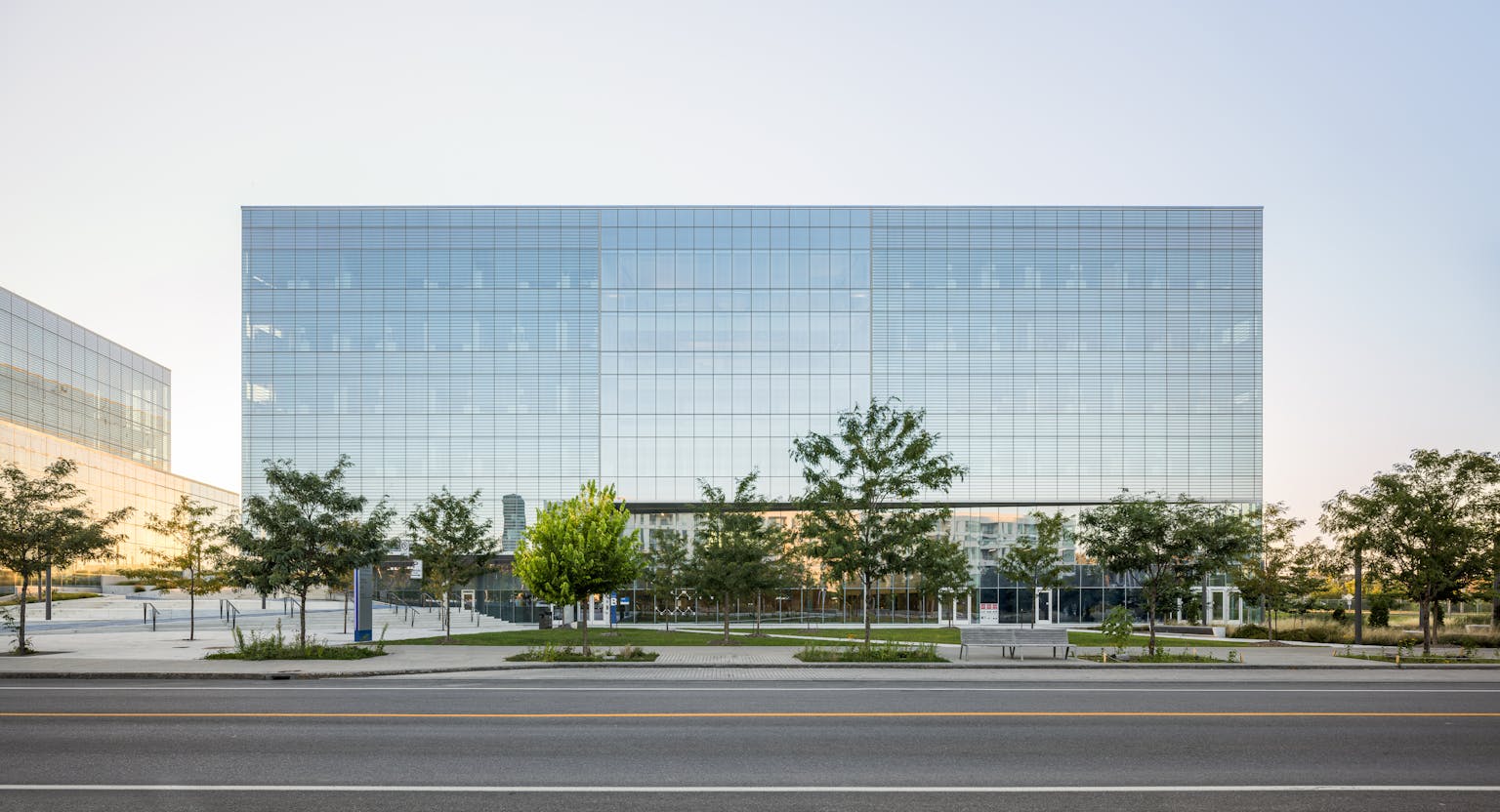 Front photograph of the science campus of the University of Montreal with late afternoon light.