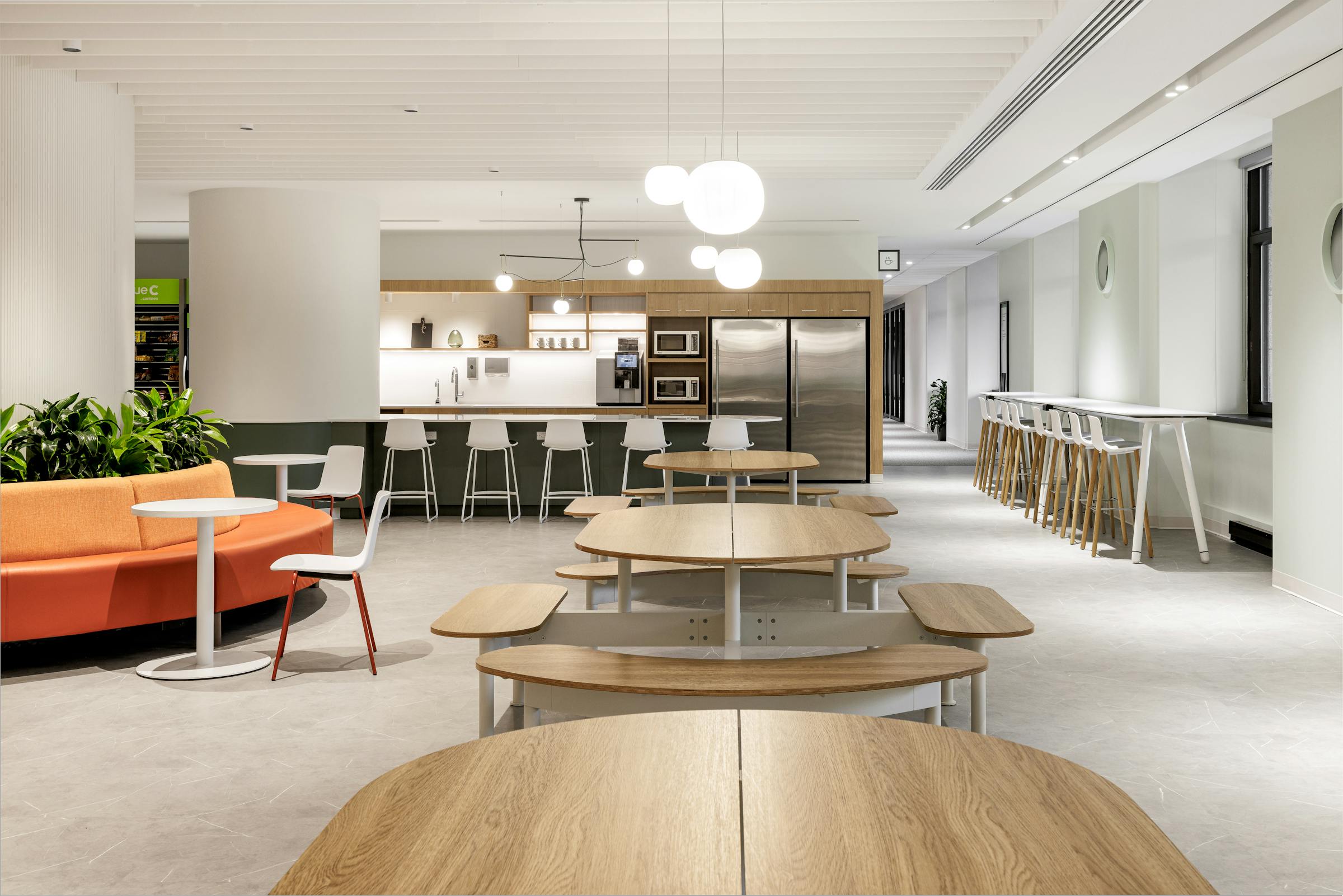 Cuisine moderne : un espace design et fonctionnel au cœur de l’architecture du projet.