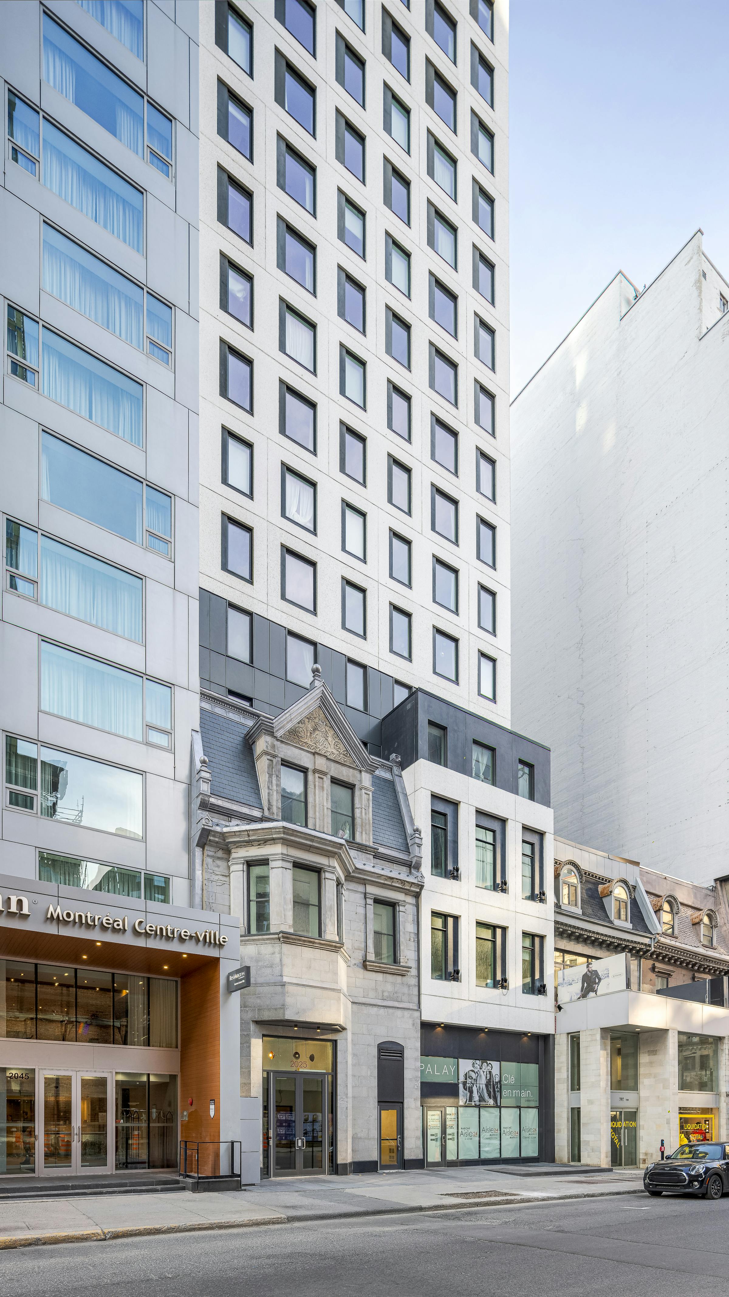 Alliance du patrimoine bâti et de l’architecture résidentielle contemporaine.