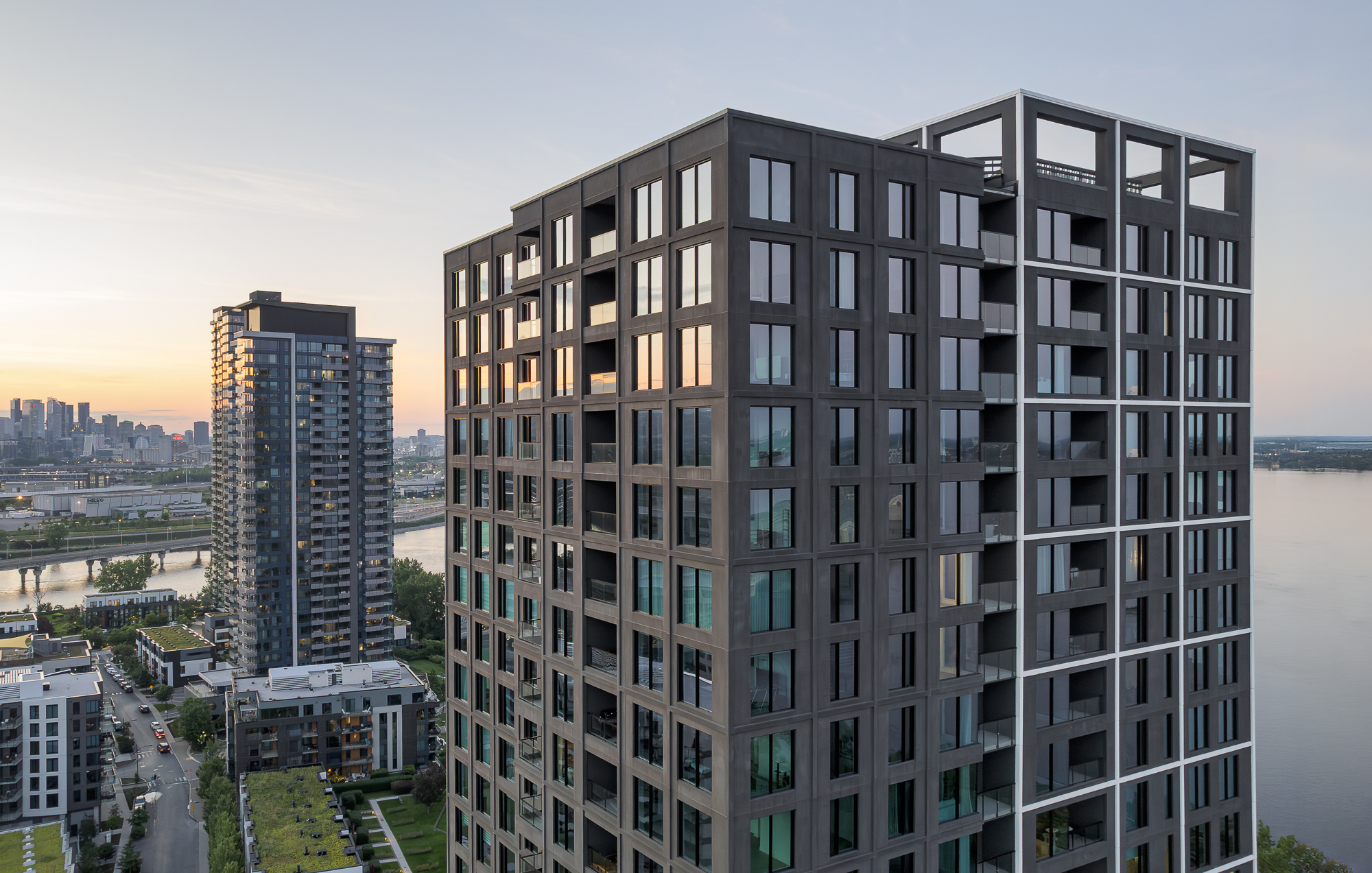 Urban perspective of the Evolo NEX tower on Montreal's skyline.