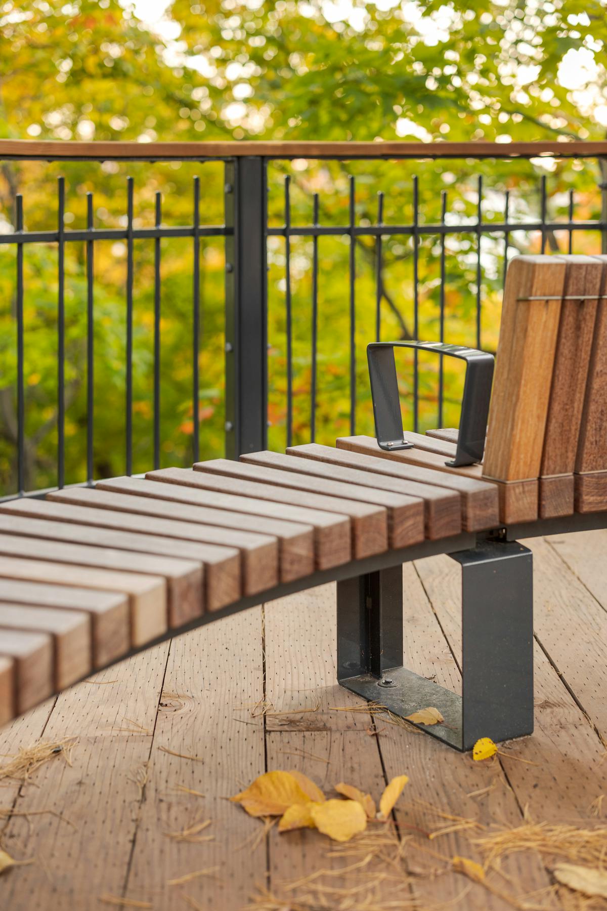 Details of urban wooden furniture with autumnal colors.