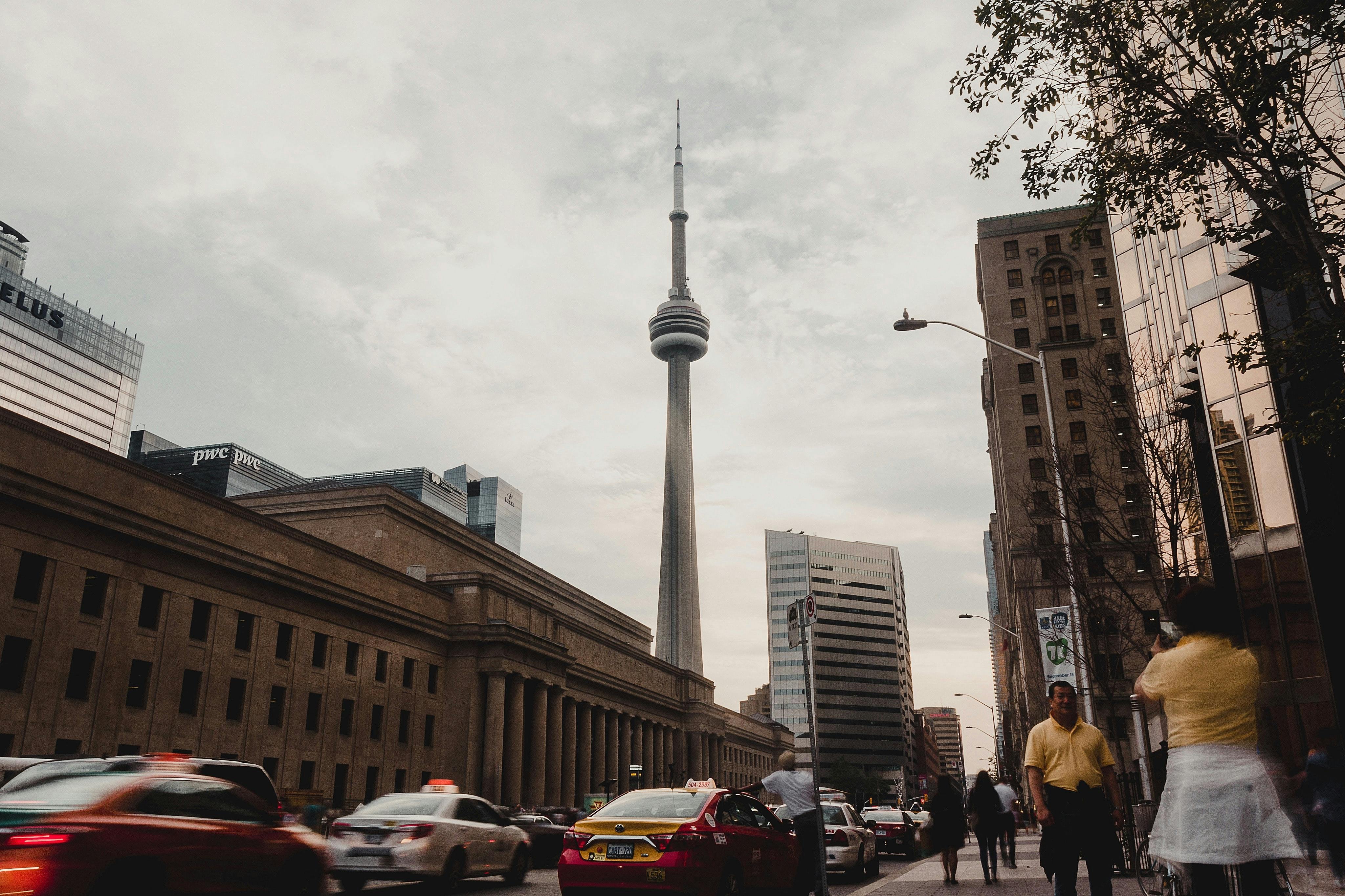 Toronto, busy, cn tower