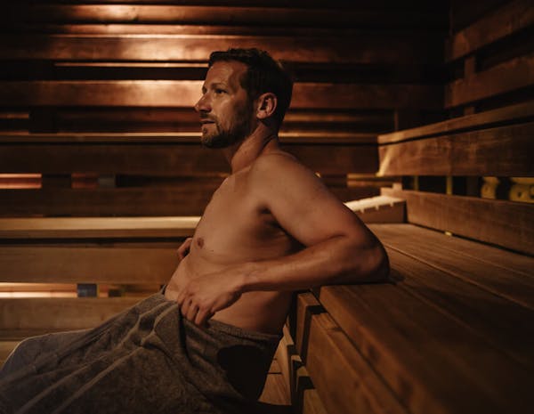 Mann in Sauna Mann in Sauna