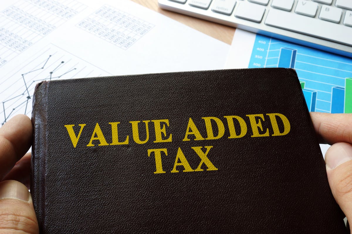 Provide VAT invoices