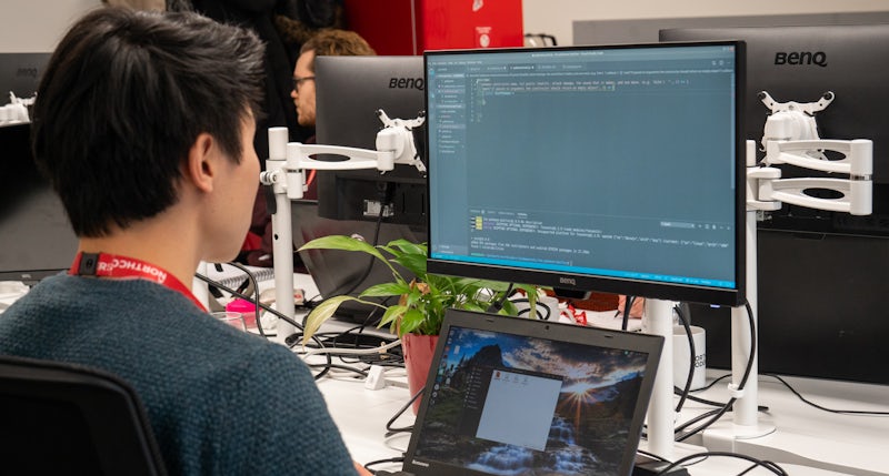 Online and remote web and software development course