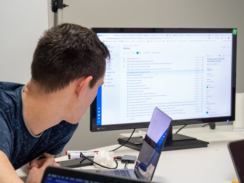 Remote JavaScript, TypeScript, Go and C# .NET courses