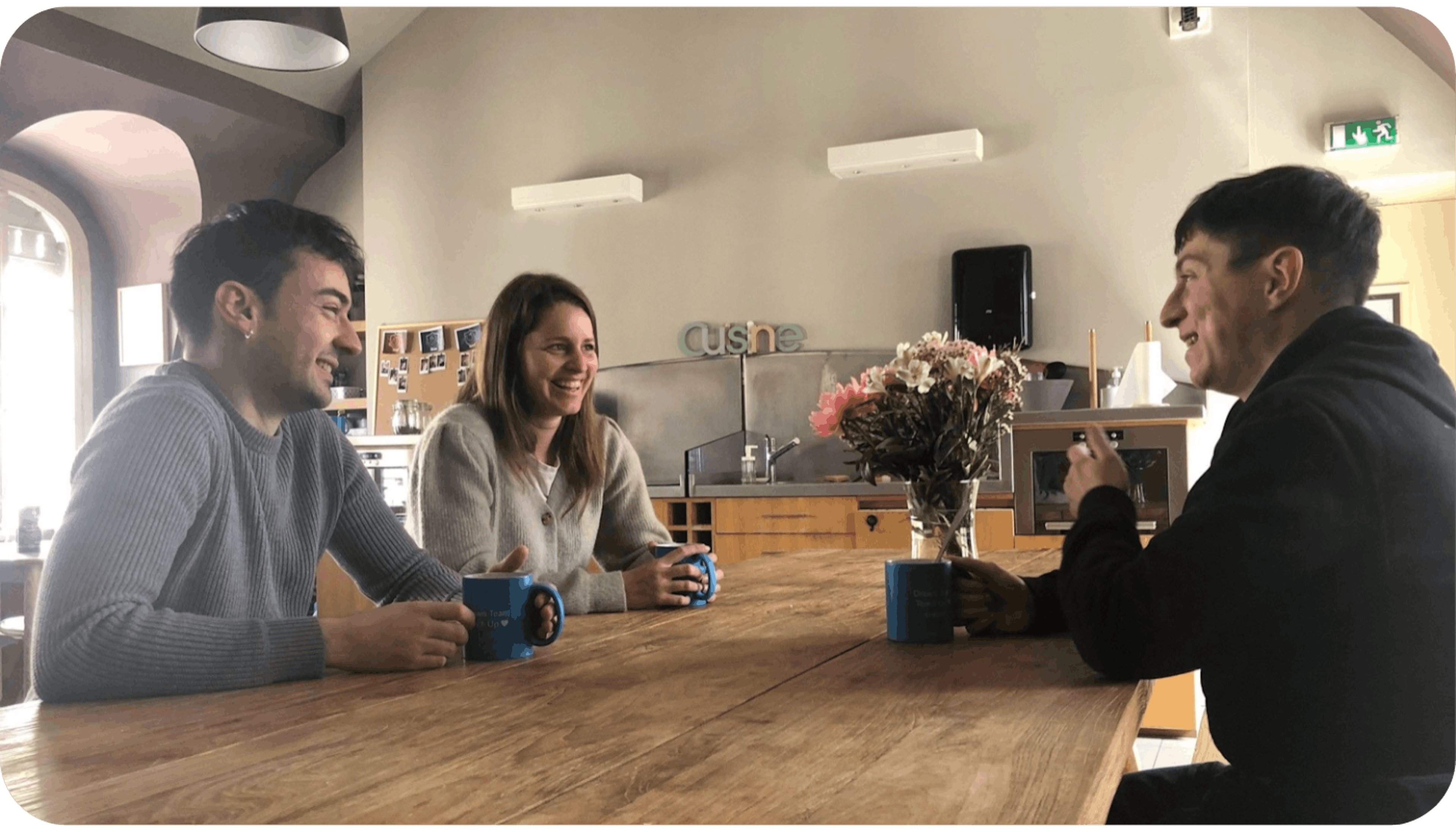 L'équipe Teach Up autour d'une table