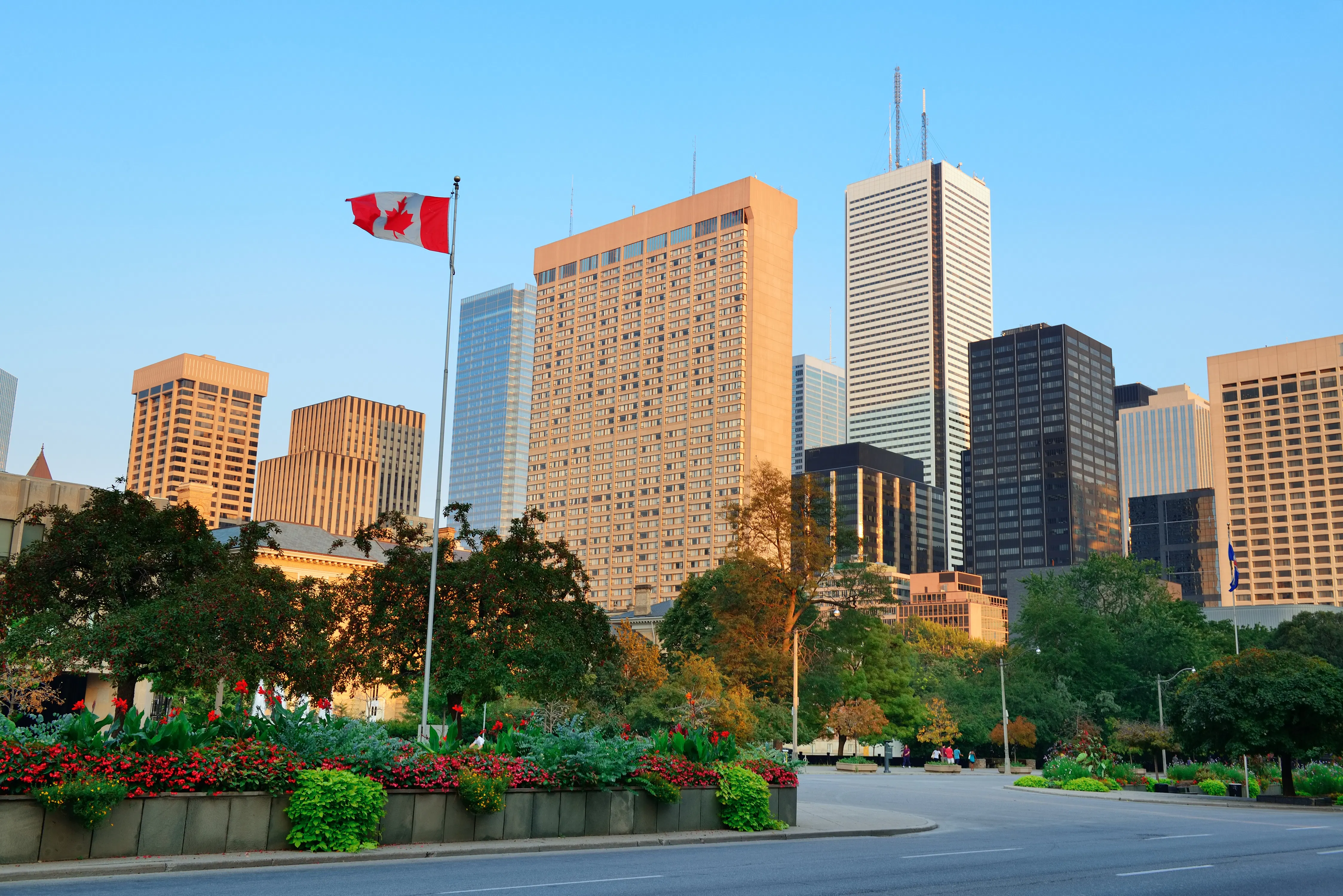 REUSSIR AU CANADA