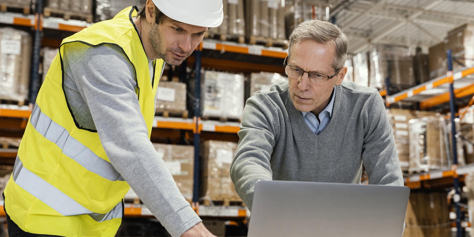 Lagerbewirtschaftung TEAMProjekt Outsourcing Lagerbewirtschaftung TEAMProjekt Outsourcing