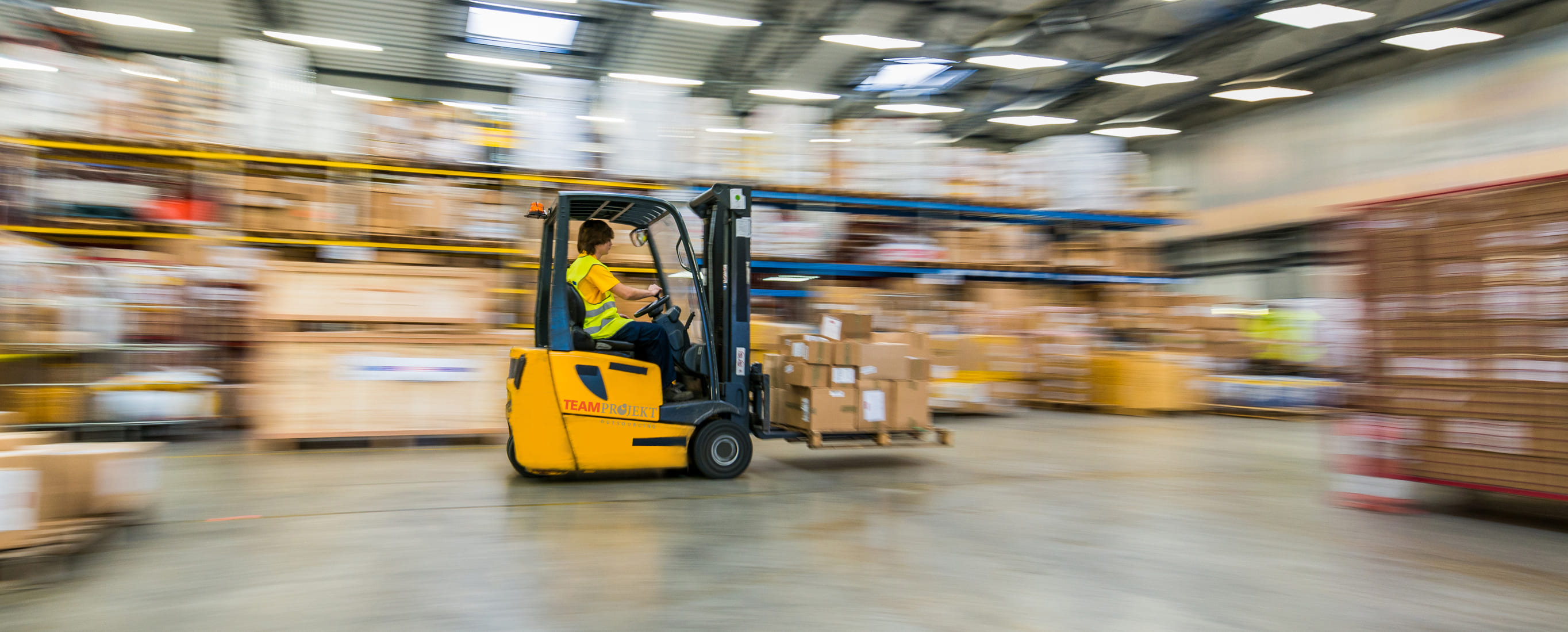 Lagerlogistik Use Case Lagerwirtschaft TEAMProjekt Outsourcing 