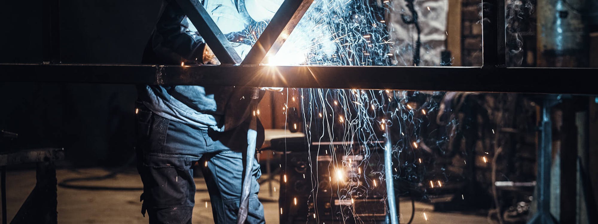 Handwerker im Metallbau