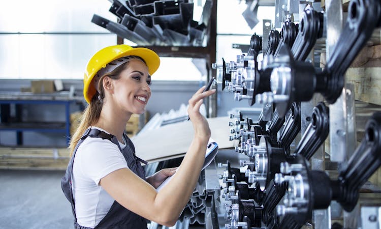 Wartung und Instandhaltung