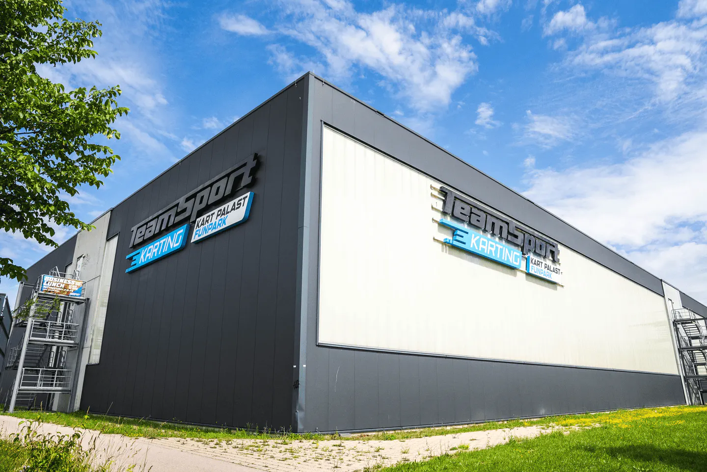 Meetingraum und Erlebnisbereiche im Kart Palast