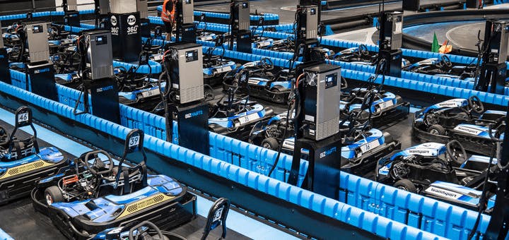 Unsere Boxengasse mit unseren E-Karts