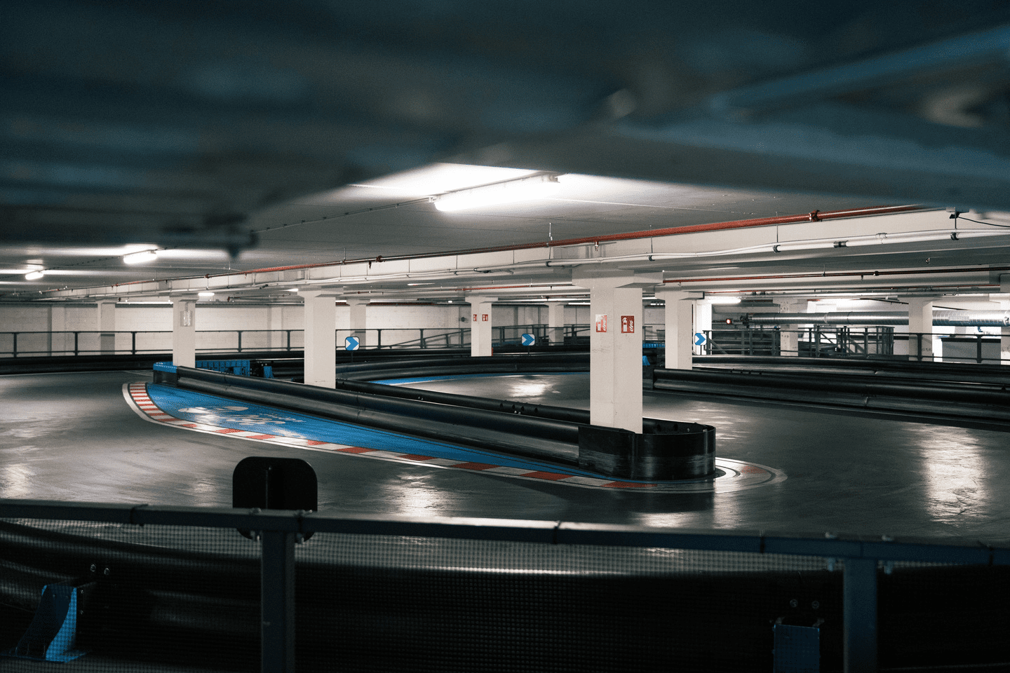 De kartbaan in Utrecht beschikt over 2 verdiepingen