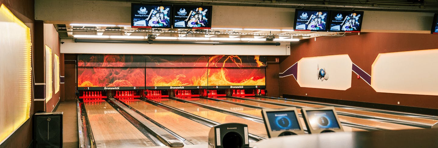 6 Brunswick Bowling Bahnen