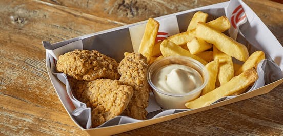 Chicken Nuggets, Chips and Mayo