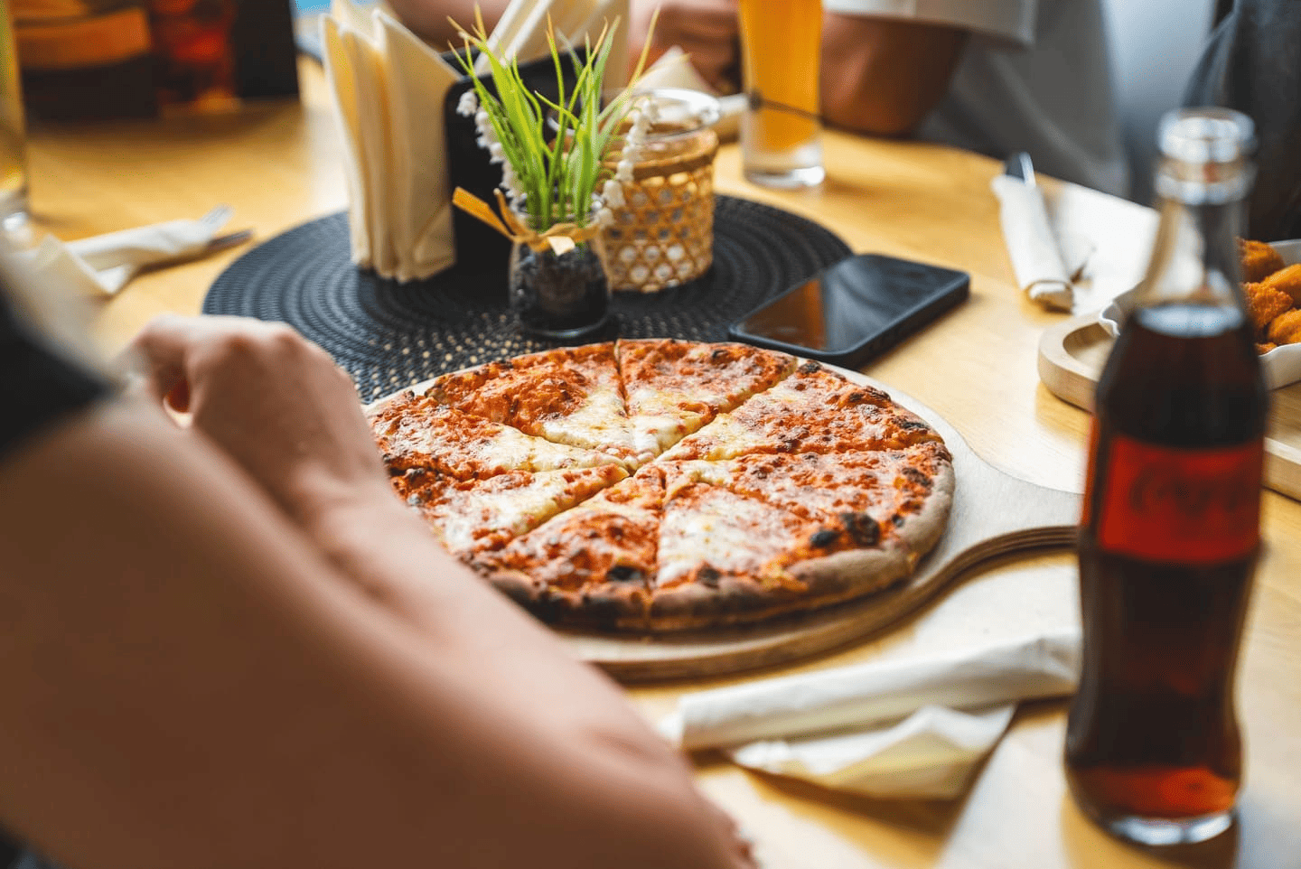 Eine Leckere Pizza in unserem Bistro