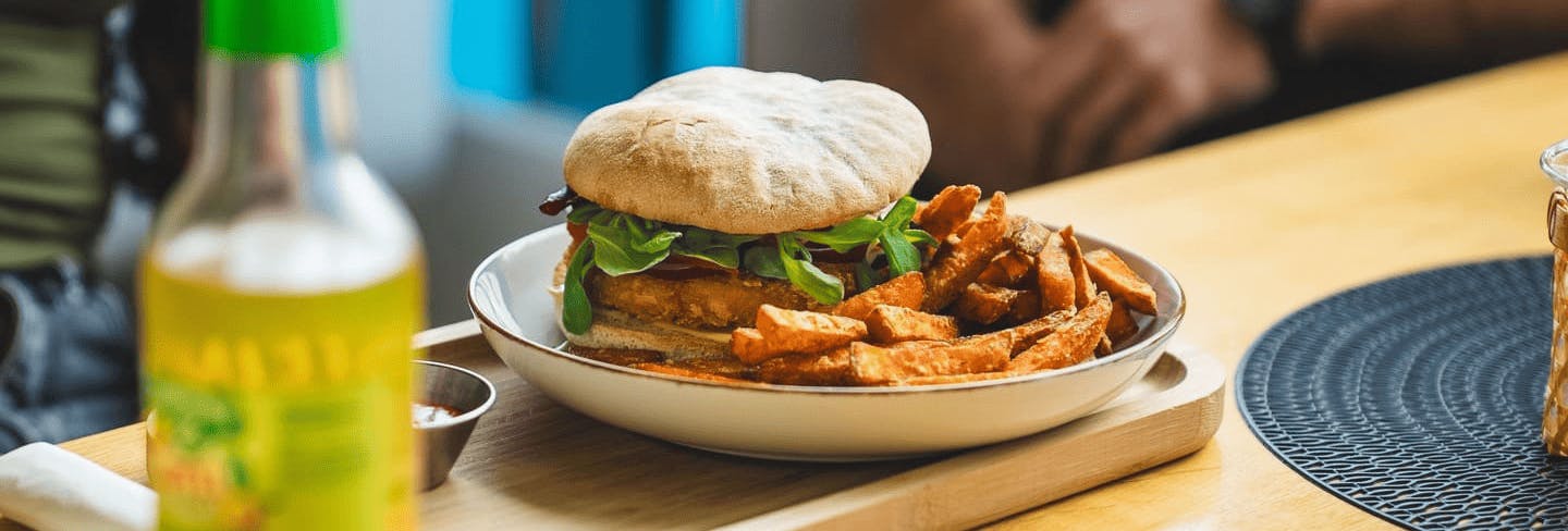 Ein leckerer Burger in unserem Bistro