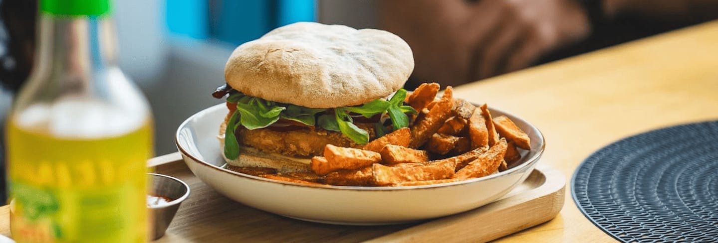 Ein leckerer Burger in unserem Bistro