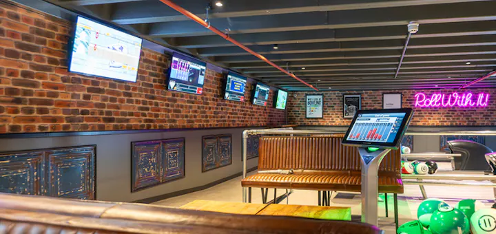 Bowling Seating Area Brent Cross