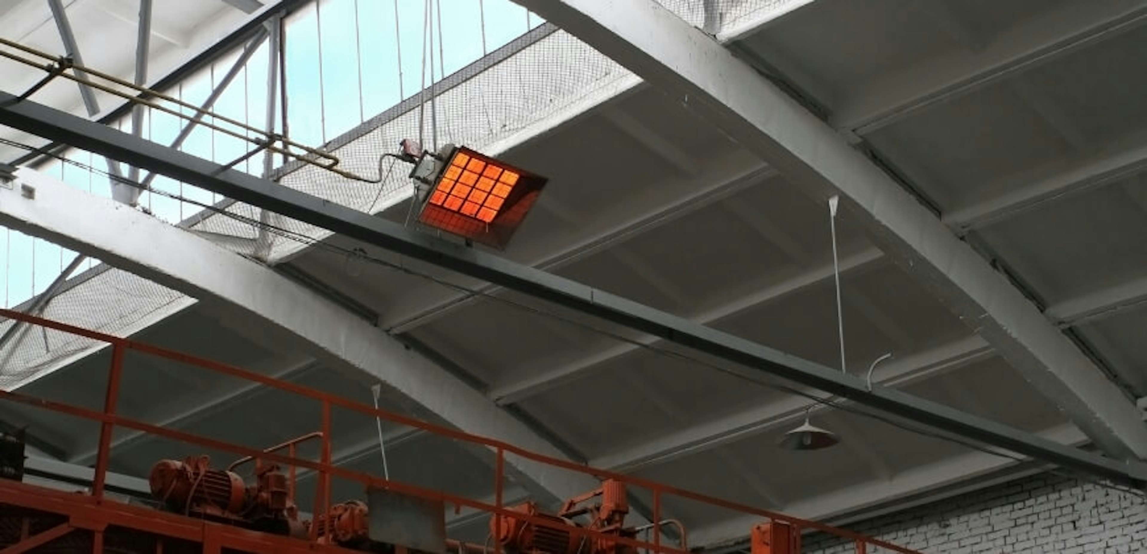 ogrzewanie promiennikowe hala magazyn warsztat poradnik Techpress