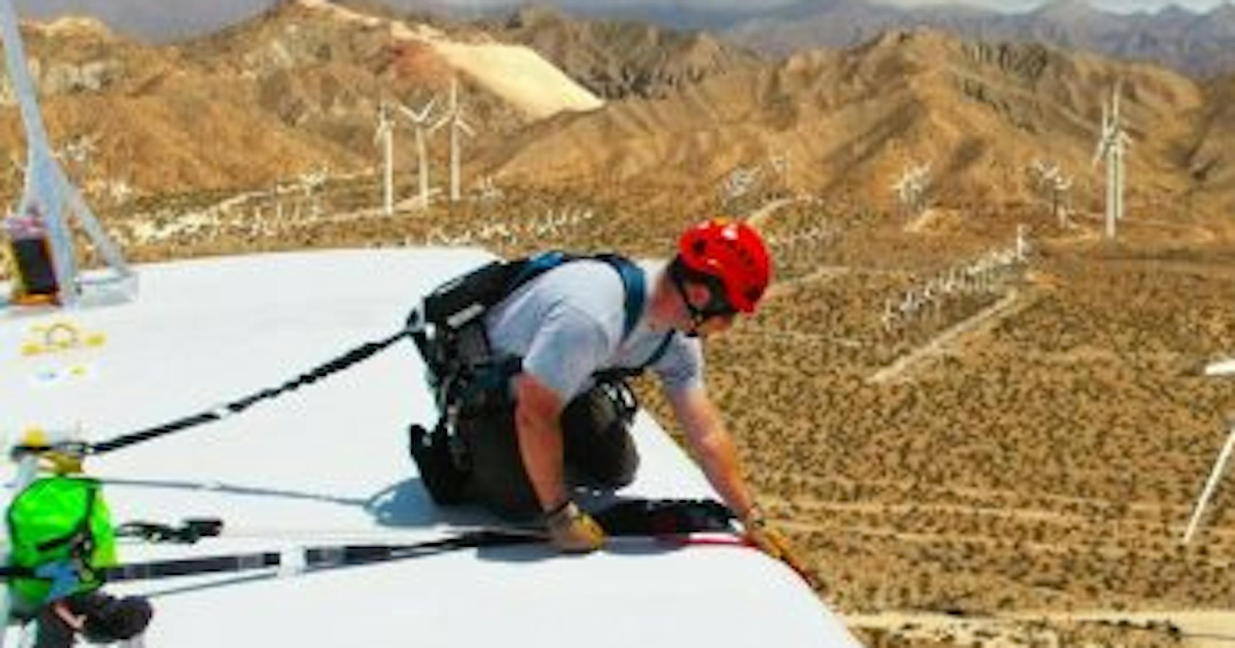 Tech Safety Lines Competent Climber Rescue Training for Wind Industry Tech Safety Lines Competent Climber Rescue Training for Wind Industry