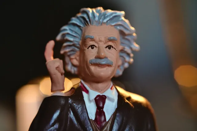 Top 10 most intelligent persons in the world (highest IQ)